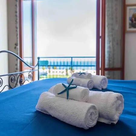 Apartment Soverato Luxury Panoramic House By The Sea